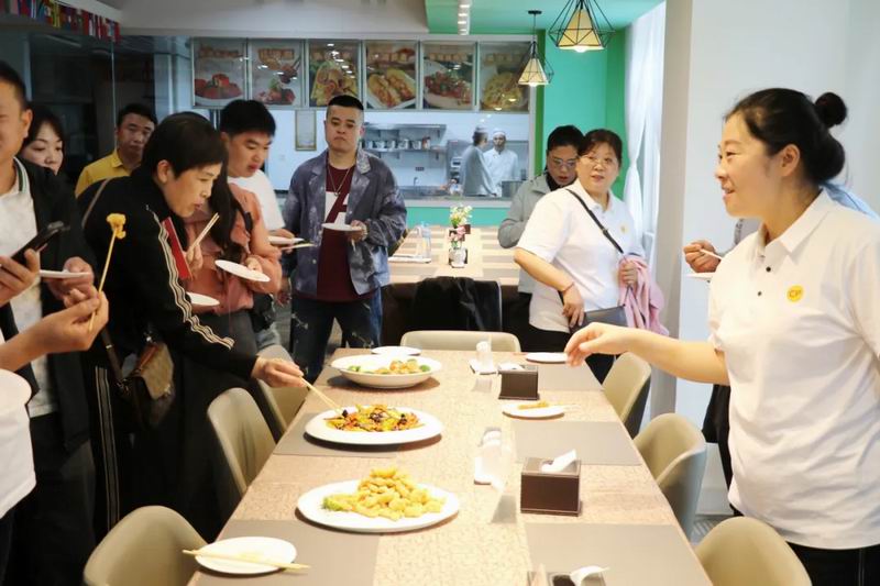 640_wx_fmt=jpeg&from=appmsg&tp=webp&wxfrom=5&wx_lazy=1 (7).jpg